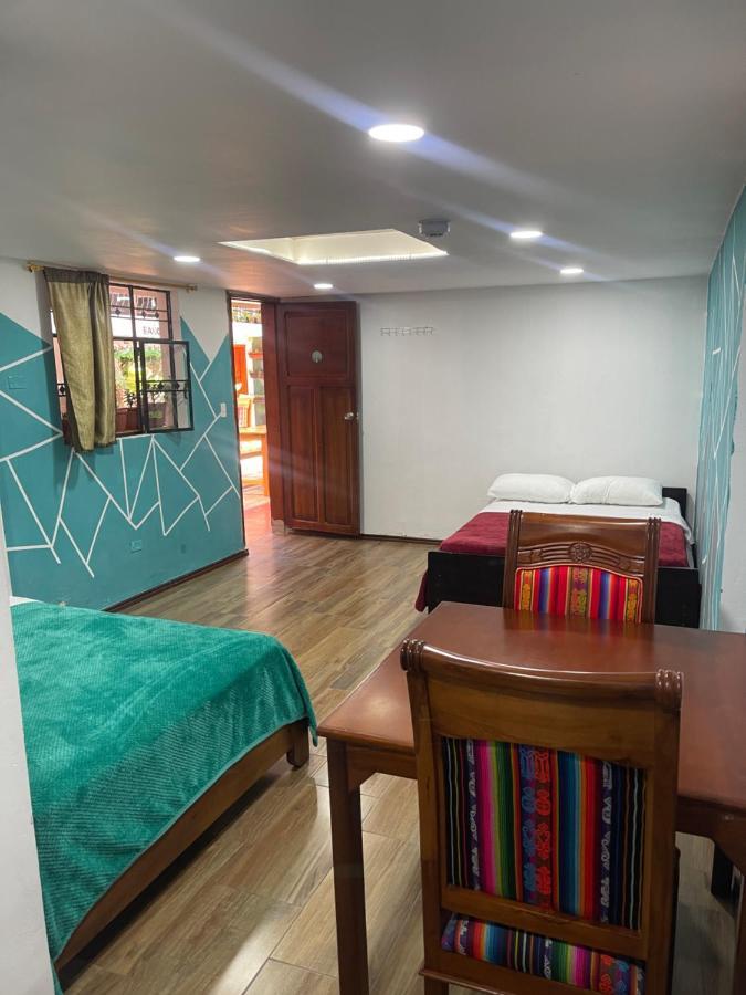 El Jardin Escondido Party Hostel Баньйос Екстер'єр фото