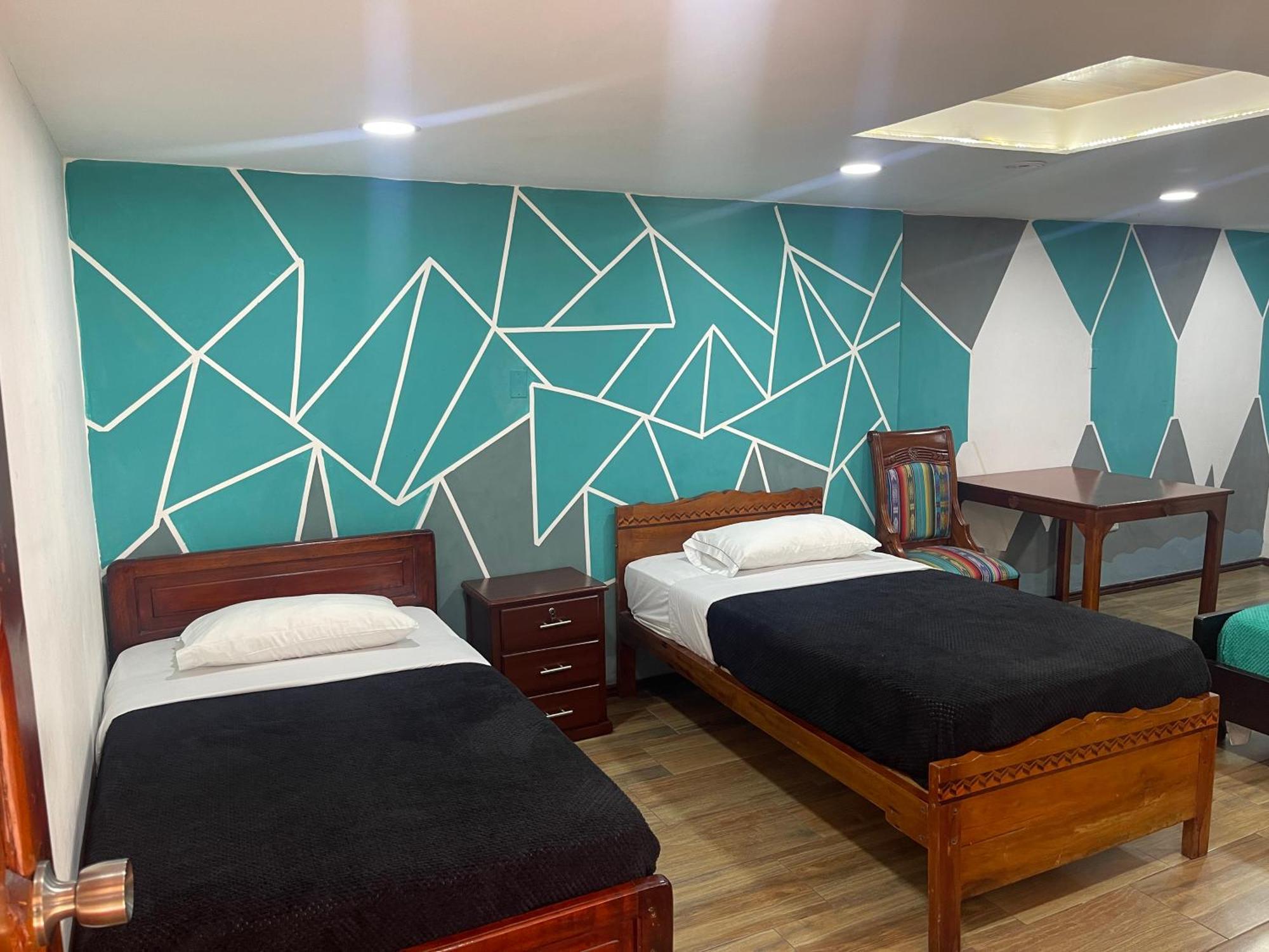 El Jardin Escondido Party Hostel Баньйос Екстер'єр фото